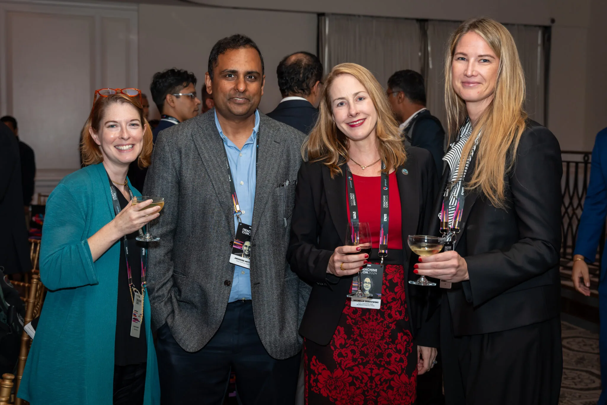 Attendees enjoying drinks and conversation at MachineCon New York 2024